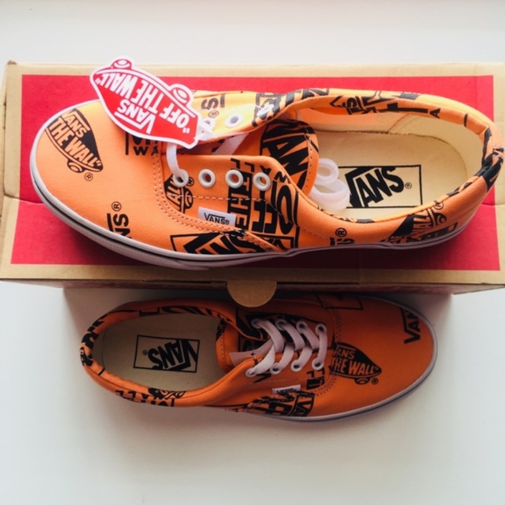 NEW Vans Logo Black Orange Sneakers, size 10.5 - Picture 4 of 5